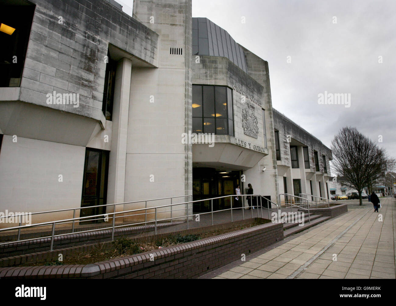 Swansea Crown Court Stock Photo Alamy