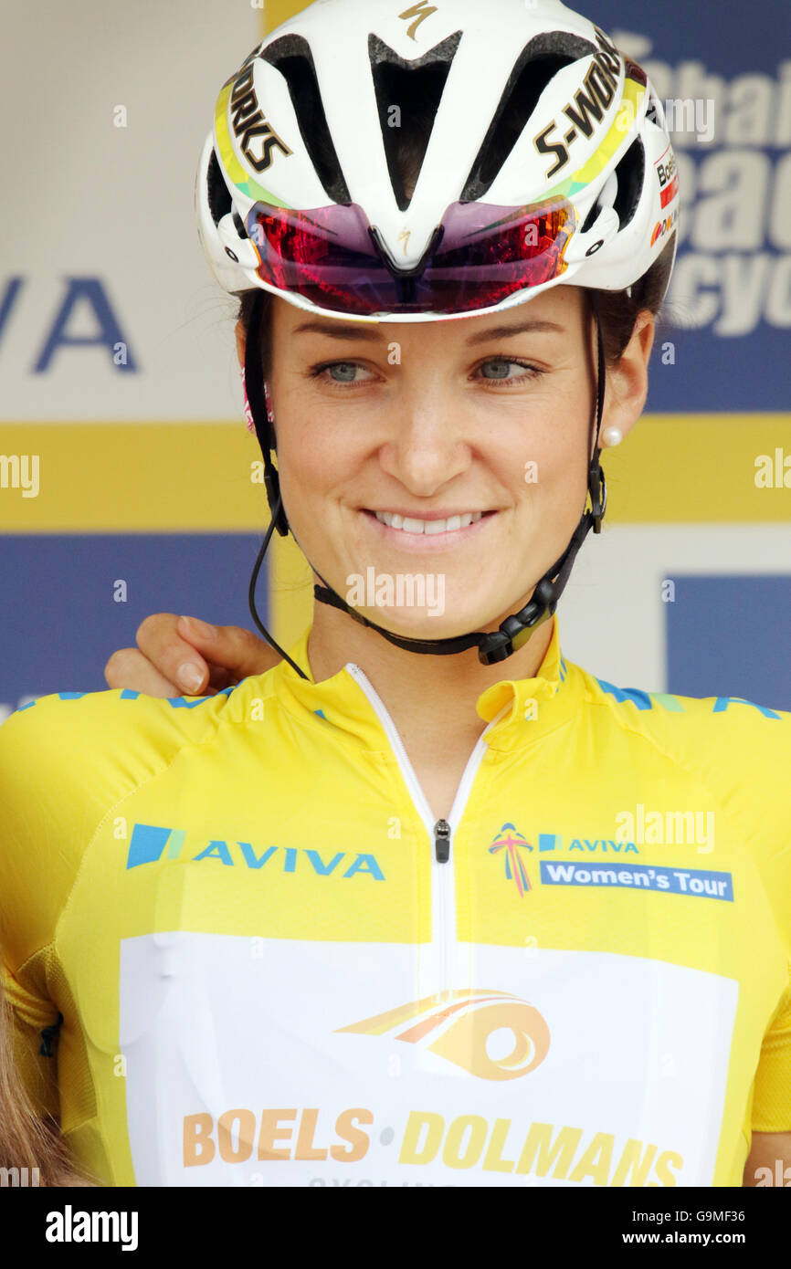 Aviva Women's Tour yellow jersey holder Lizzy Armitstead on the podium before the start of stage 5 in Northampton Stock Photo