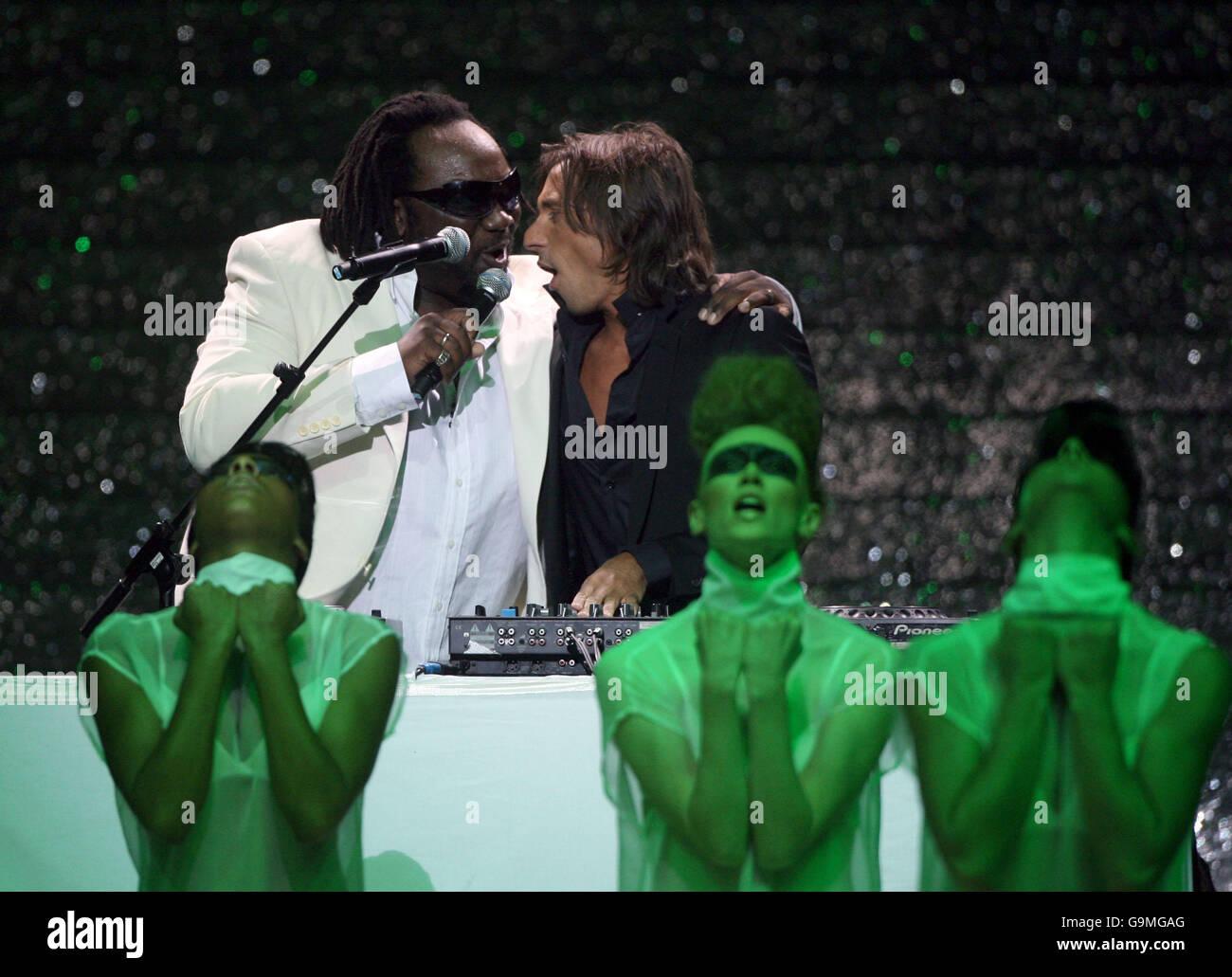 Bob sinclar performing on stage hi-res stock photography and images - Alamy