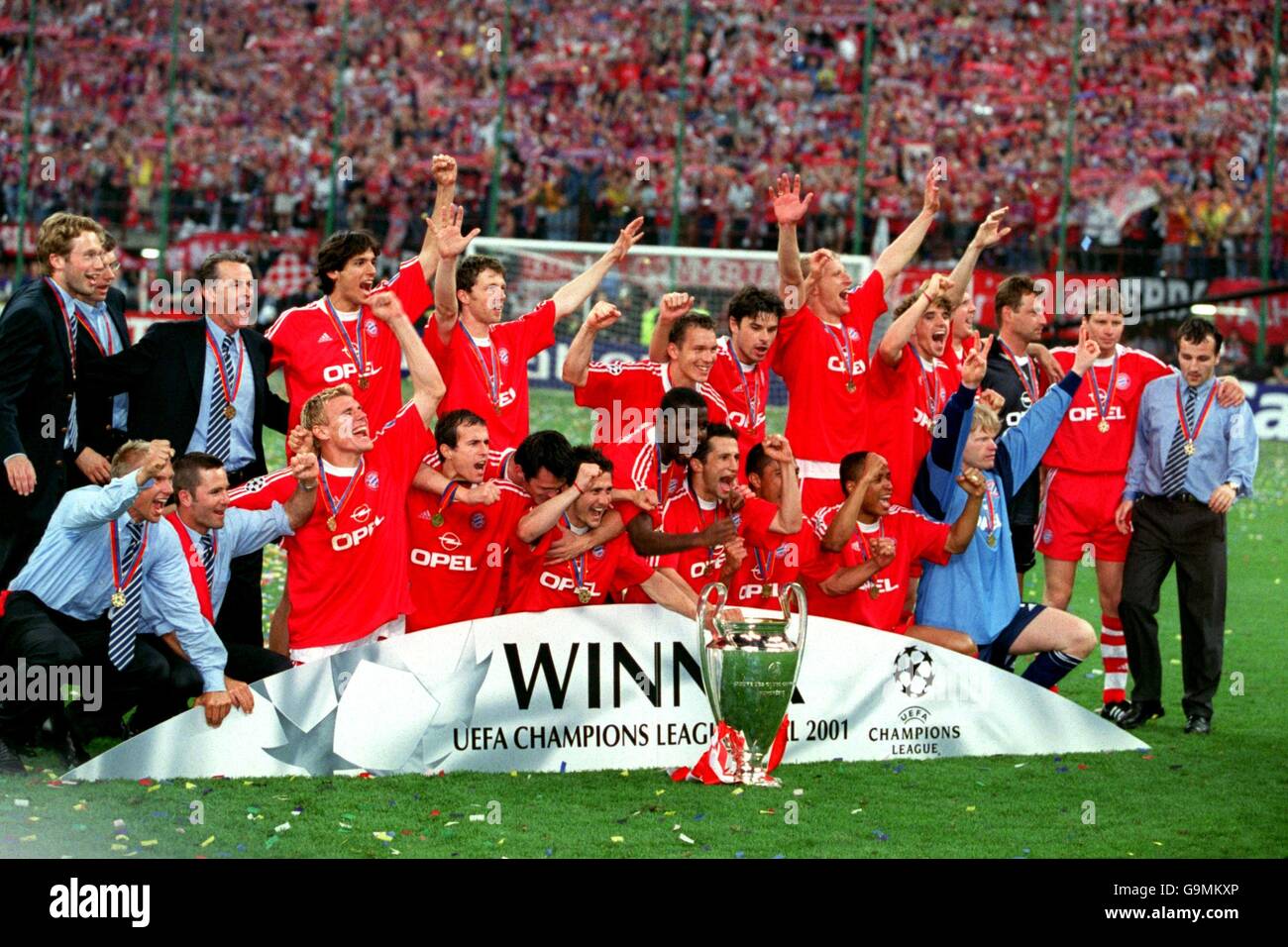 Soccer - UEFA Champions League - Final - Bayern Munich v Valencia. Bayern  Munich celebrate winning the European Cup Stock Photo - Alamy