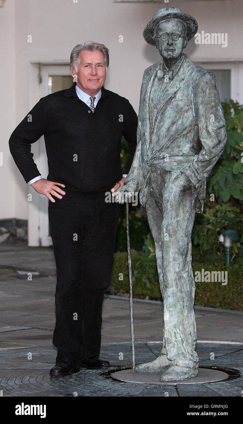 Martin Sheen stands beside a statue of writer James Joyce at the Merrion Hotel in Dublin for a special preview screening of his new film, Bobby. Stock Photo