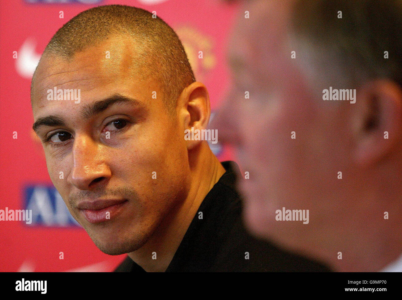 Soccer Manchester United Henrik Larsson Manchester Hi res Stock soccer-manchester-united-henrik-larsson-manchester-hi-res-stock