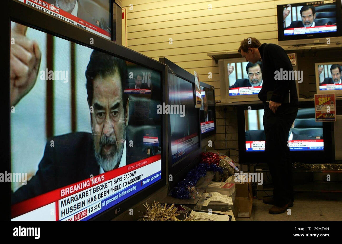 Saddam Hussein Execution Stock Photo Alamy
