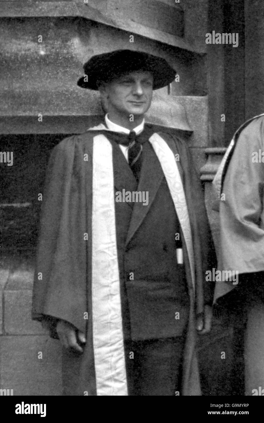 Viscount camrose hires stock photography and images Alamy