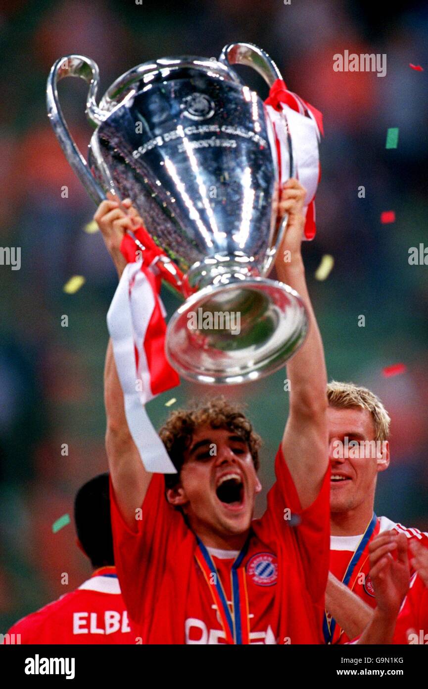 Soccer - UEFA Champions League - Final - Bayern Munich v Valencia