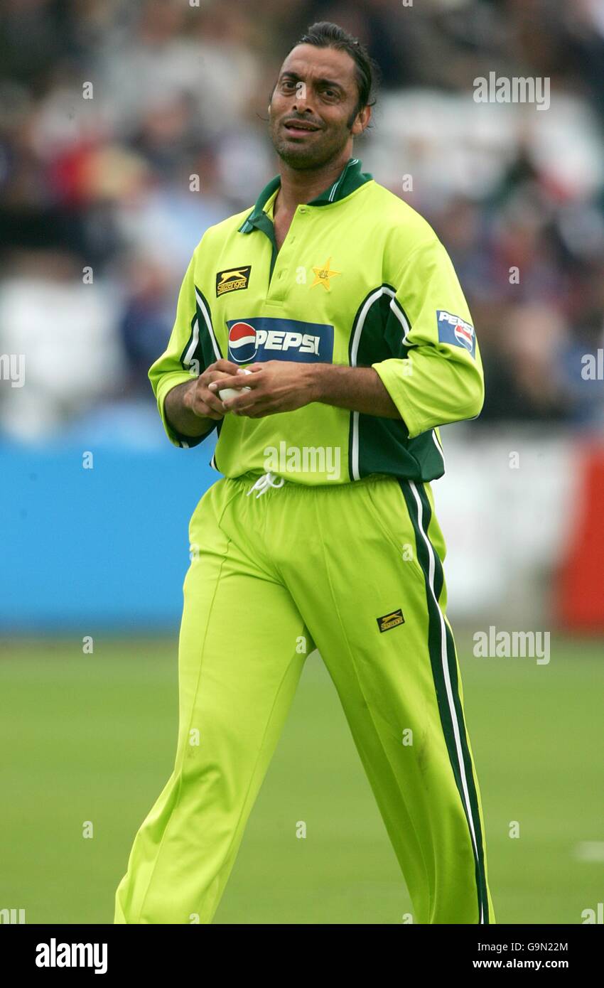 Cricket - NatWest One Day International Series - England v Pakistan - Lord's. Shoaib Akhtar, Pakistan Stock Photo