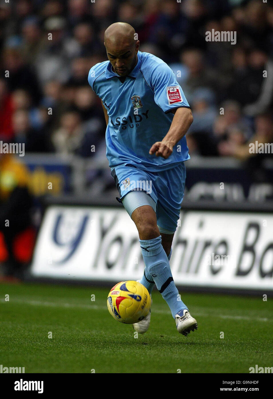 Coventry's Leon McKenzie on the attack during the Coca-Cola Championship match at the Ricoh Arena, Coventry. Stock Photo