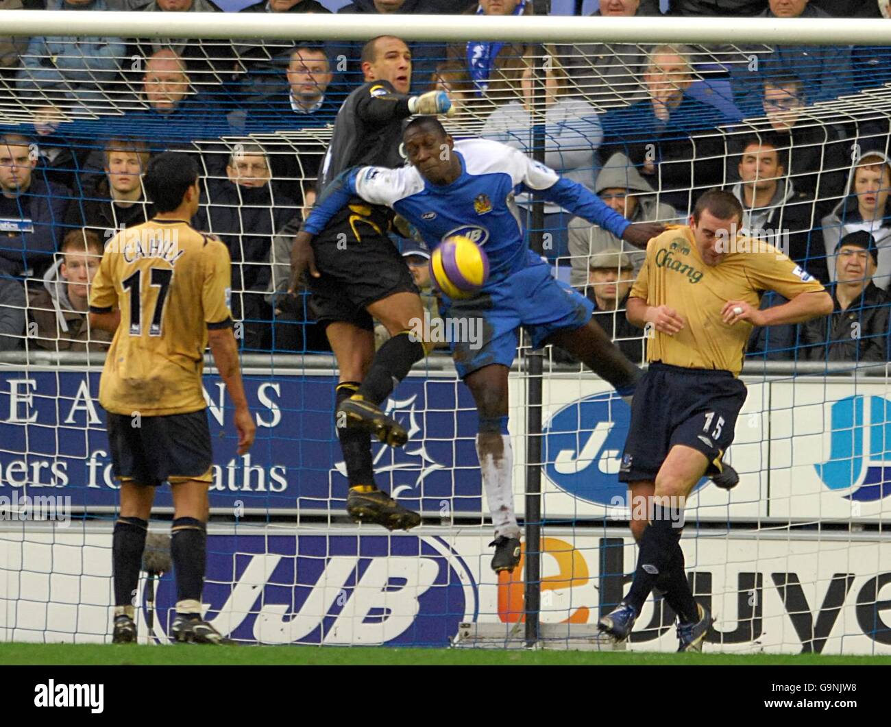 Soccer FA Barclays Premiership Wigan Athletic v Everton The JJB Stadium Stock Photo Alamy