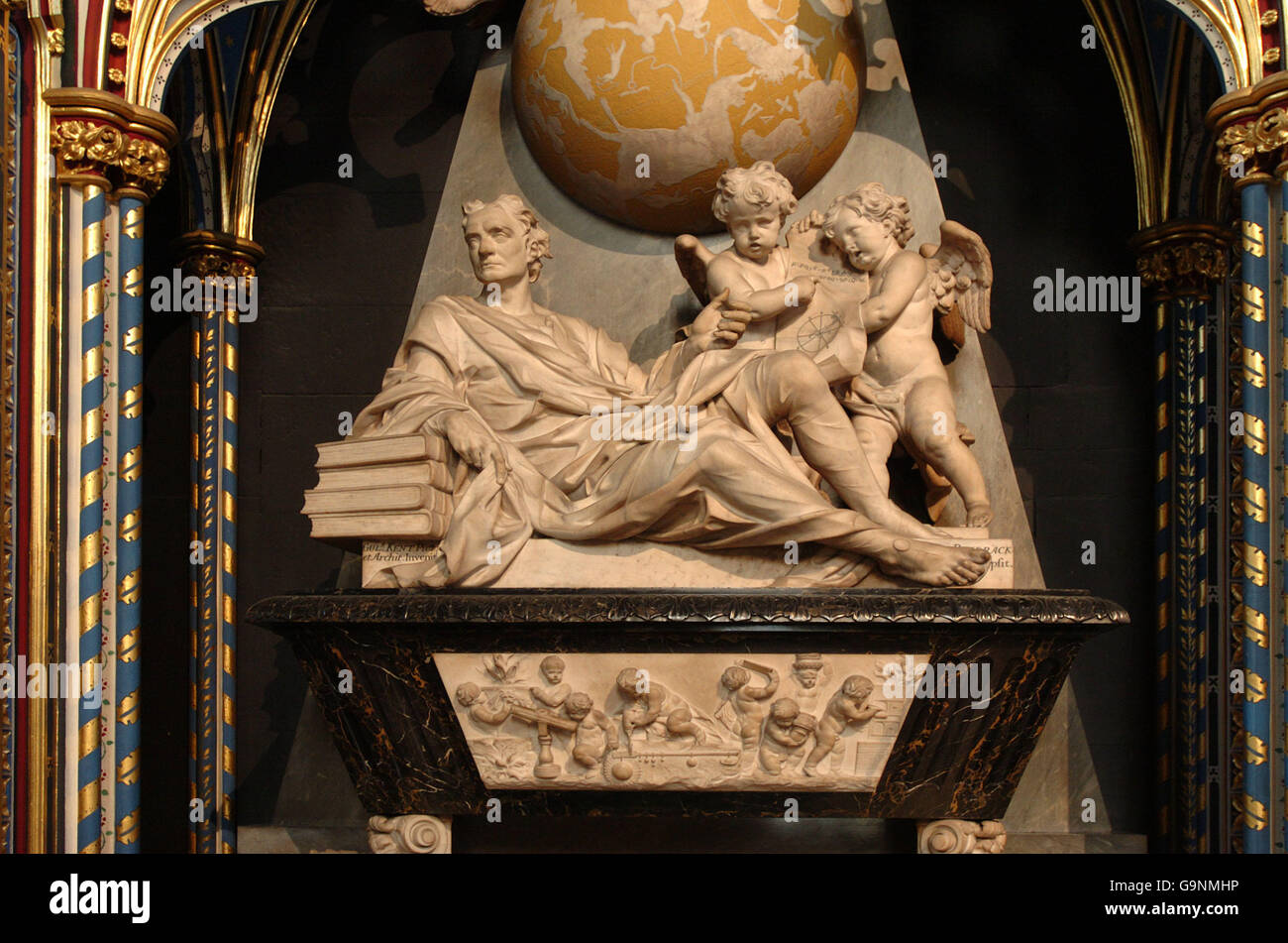 Sir Isaac Newton Tomb In Altar Of Westminster Abbey London Stock Photo ...