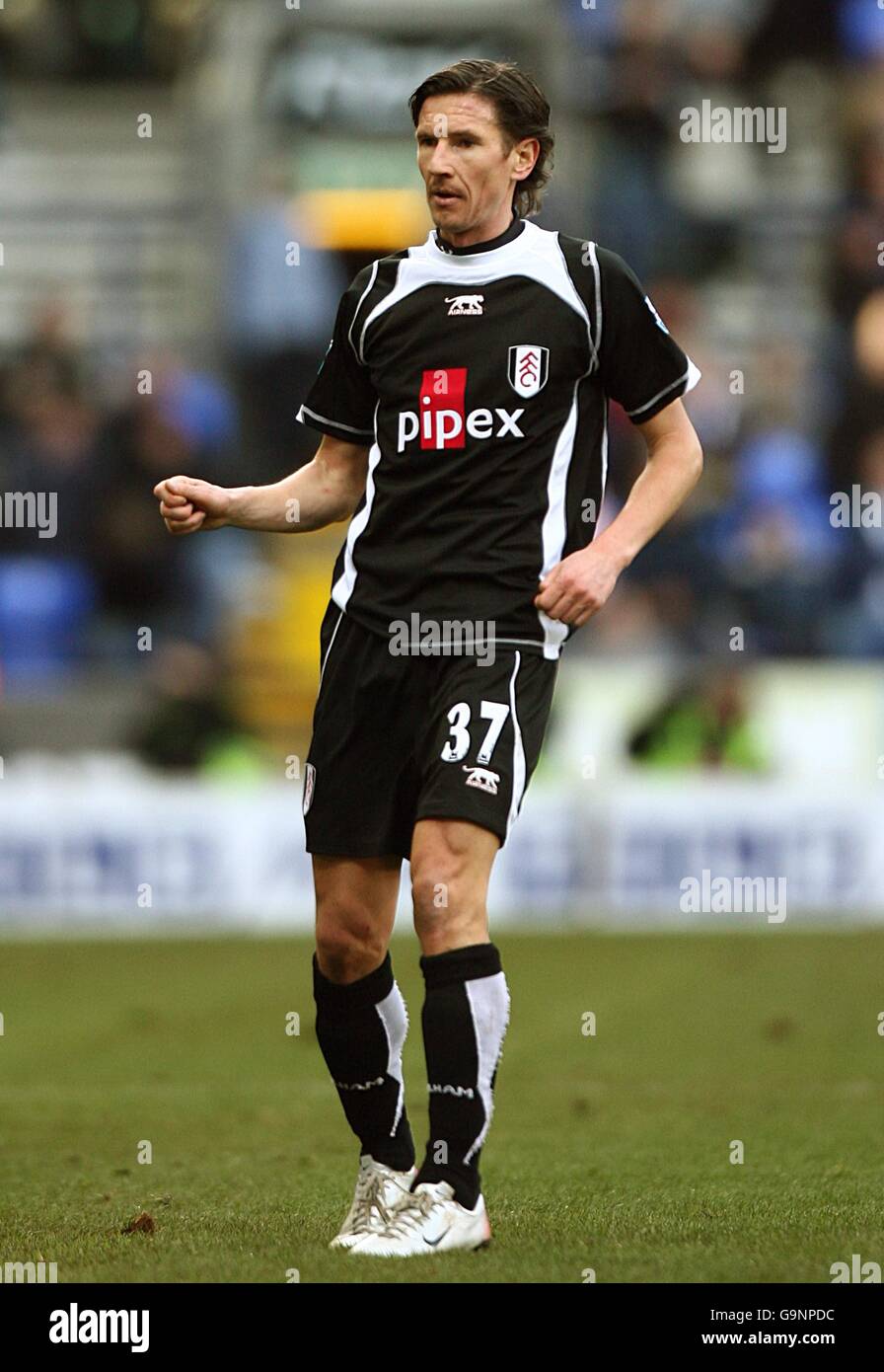 Soccer - FA Barclays Premiership - Bolton Wanderers v Fulham - The Reebok Stadium. Alexei Smertin, Fulham Stock Photo