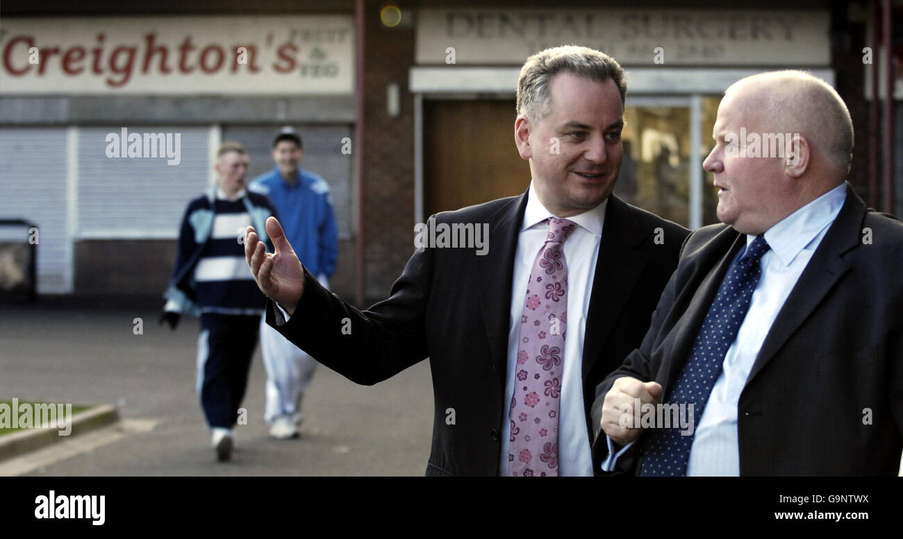 On skye crescent in paisley hires stock photography and images Alamy