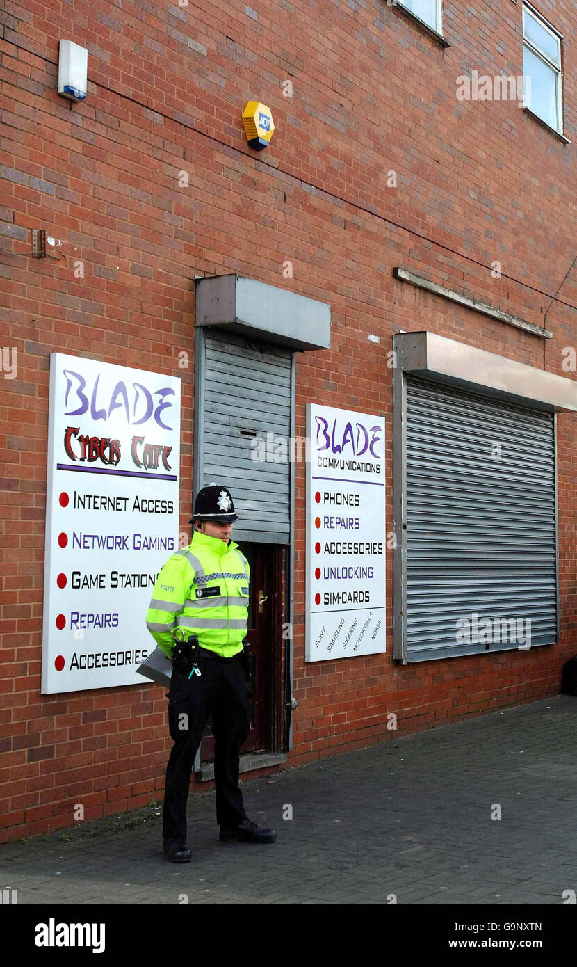 Cyber Cafe High Resolution Stock Photography And Images Alamy