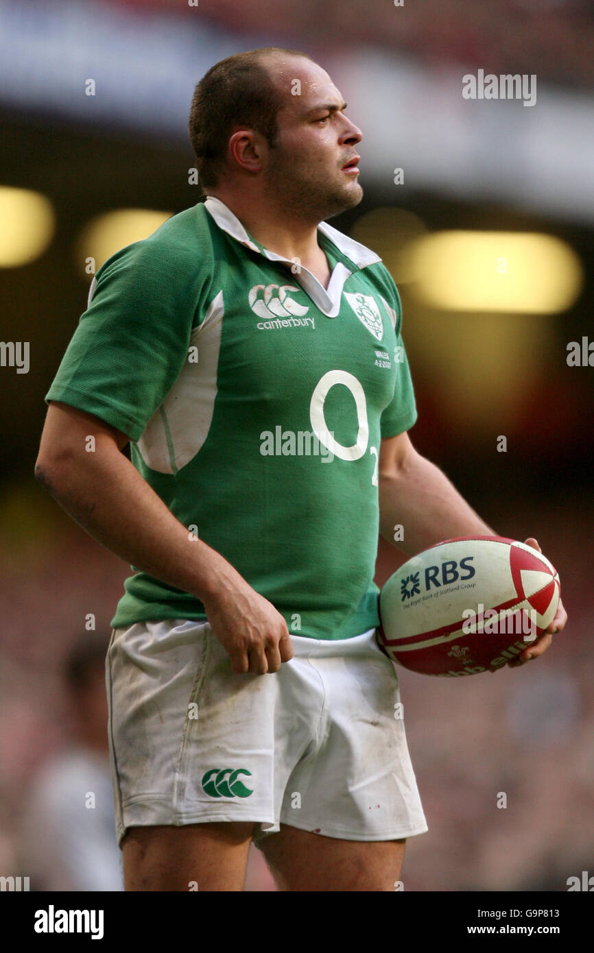 Ireland rugby top hi-res stock photography and images - Alamy