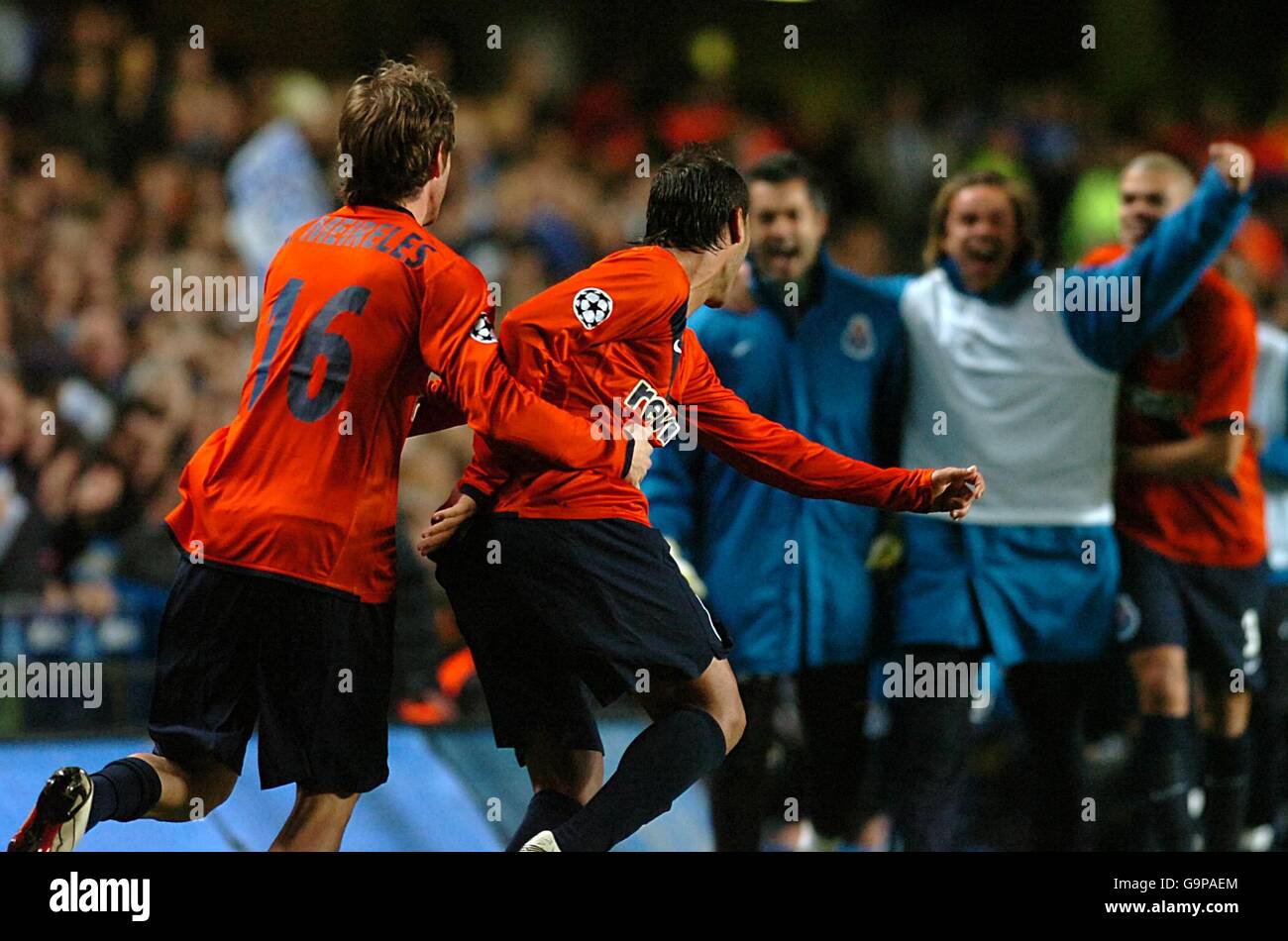 Soccer - UEFA Champions League - First Knockout Round - Second Leg - Chelsea v FC Porto - Stamford Bridge Stock Photo