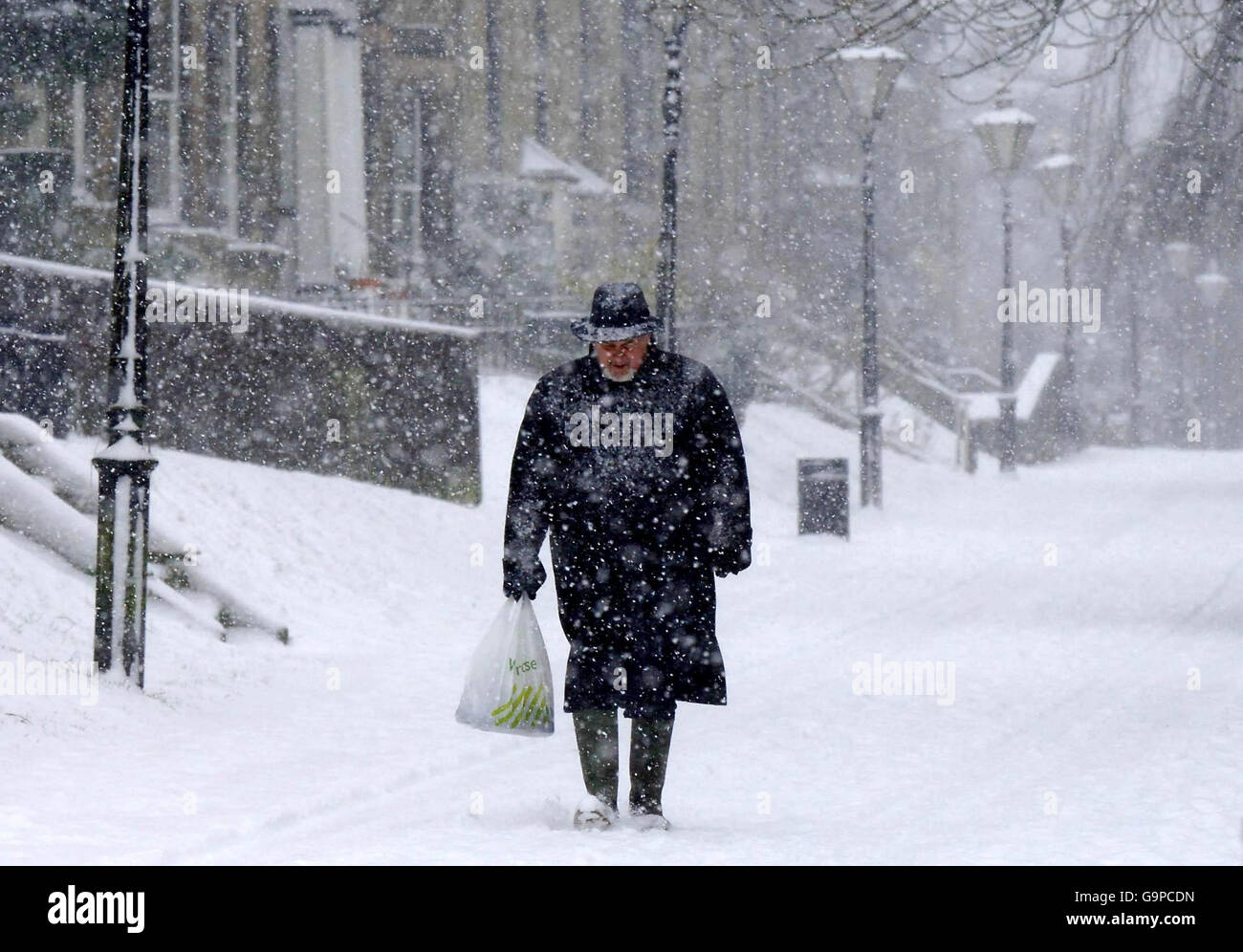 Blizzard conditions hit buxton hi-res stock photography and images - Alamy