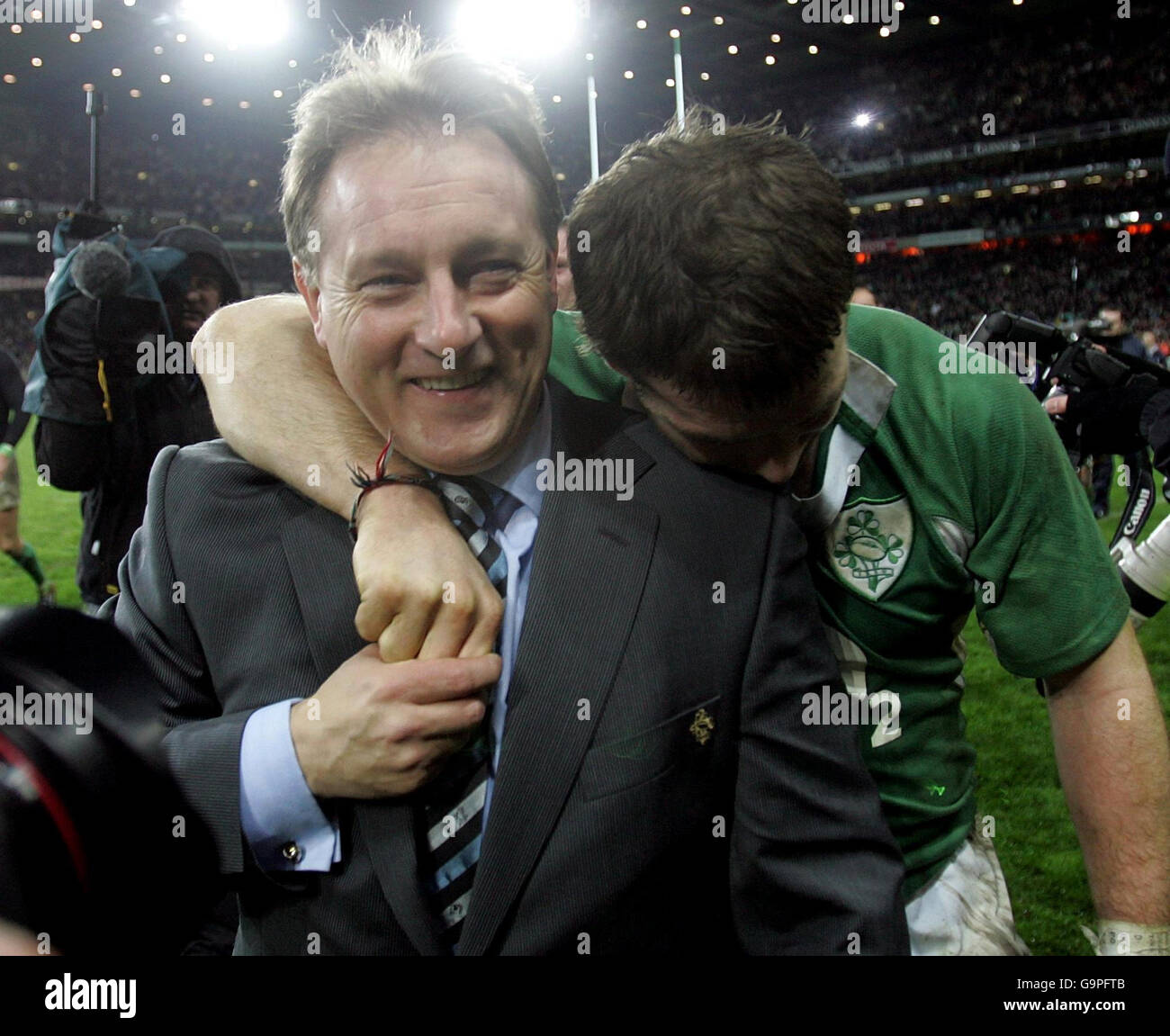 Ireland coach Eddie O'Sullivan celebrates with Gordon D'Arcy after defeating England during the RBS 6 Nations match at Croke Park, Dublin. Stock Photo