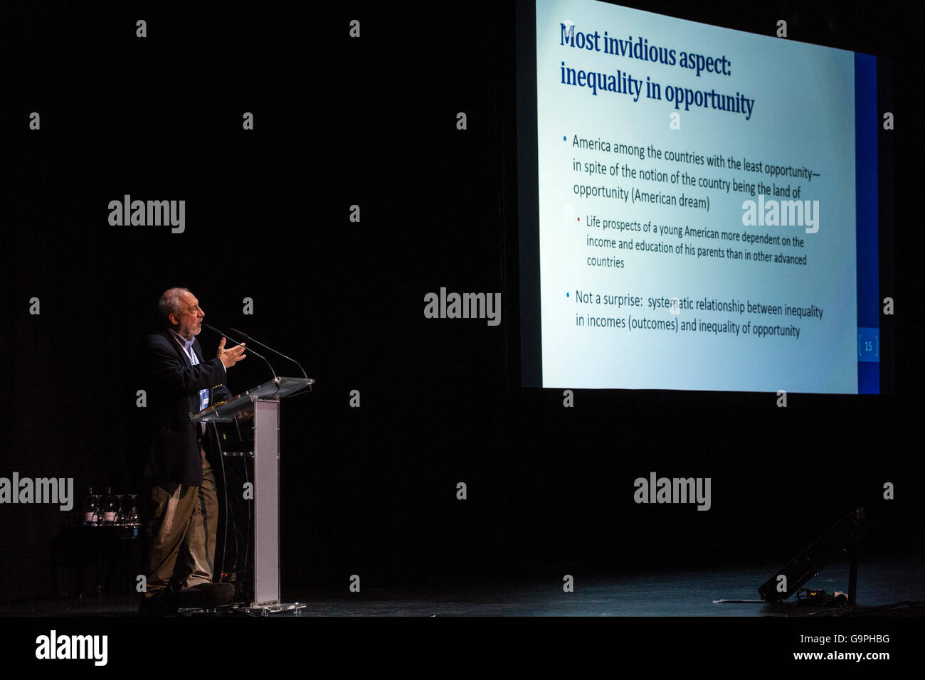 Joseph Eugene Stiglitz, ForMemRS, FBA,  economist speaking at Starmus festival in Tenerife. He is a professor at Columbia Univer Stock Photo