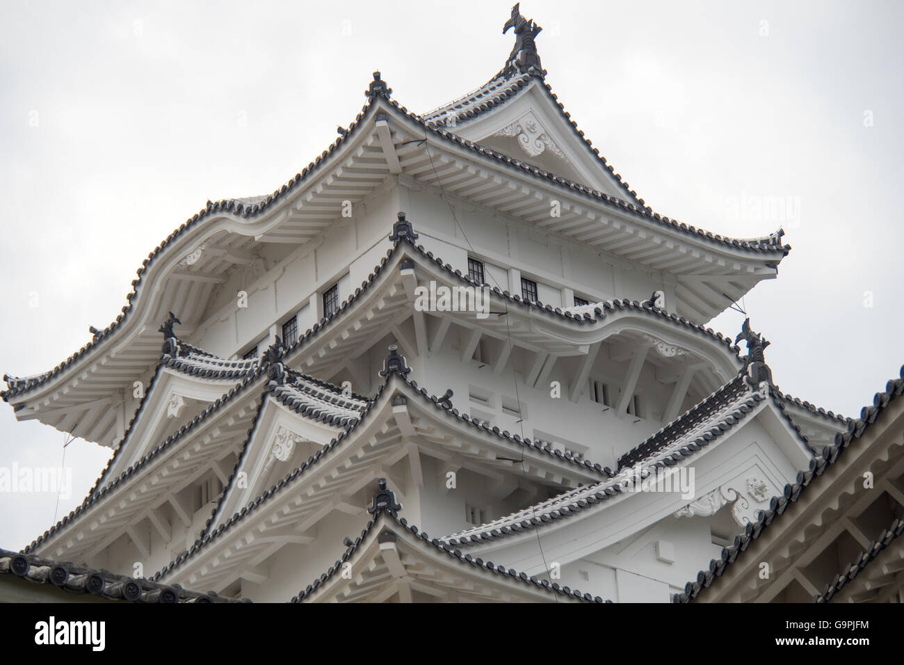 Himeji castle himeji japan roof hires stock photography and images Alamy