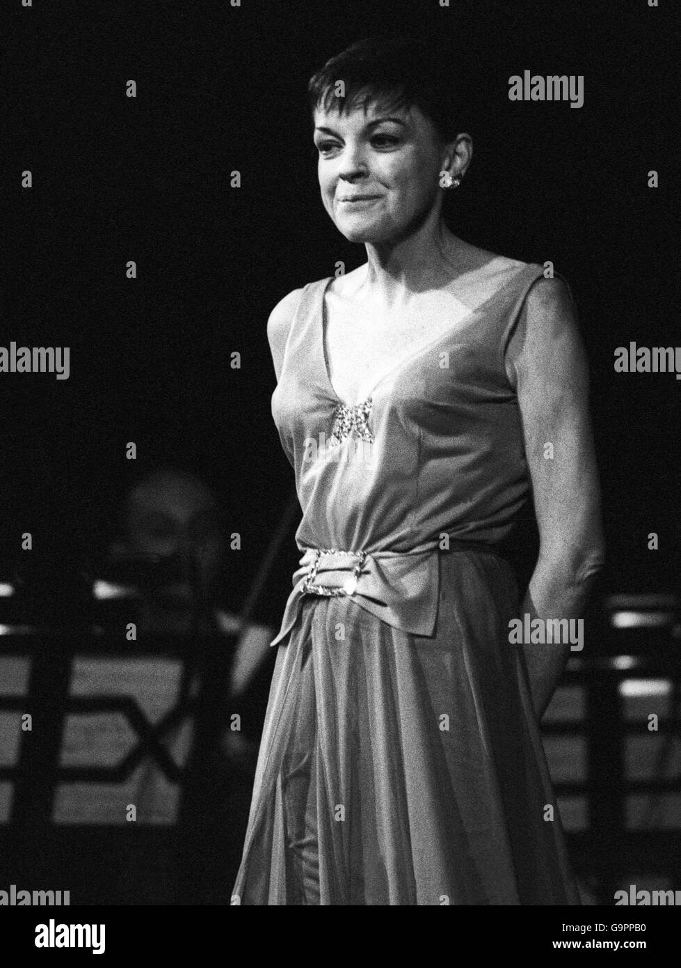 Judy Garland US singer under concert Stock Photo