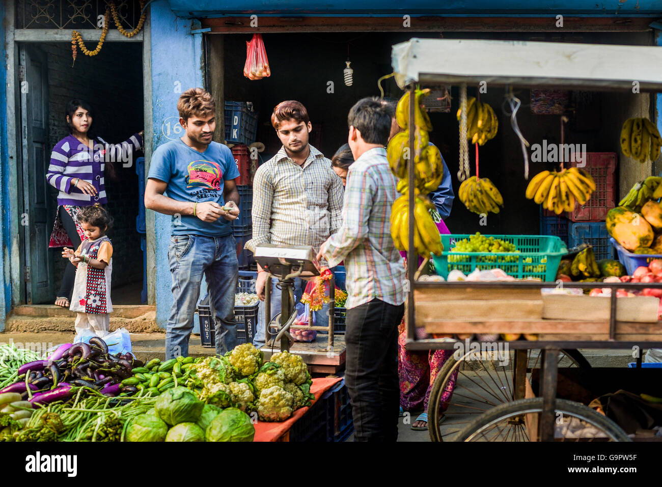 Itinerant vendors hires stock photography and images Alamy