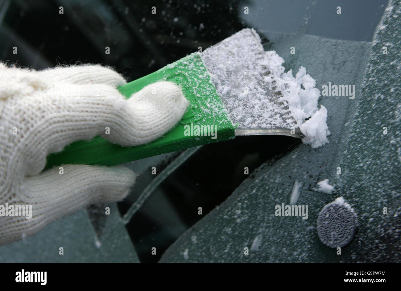 De icing a car windscreen hires stock photography and images Alamy