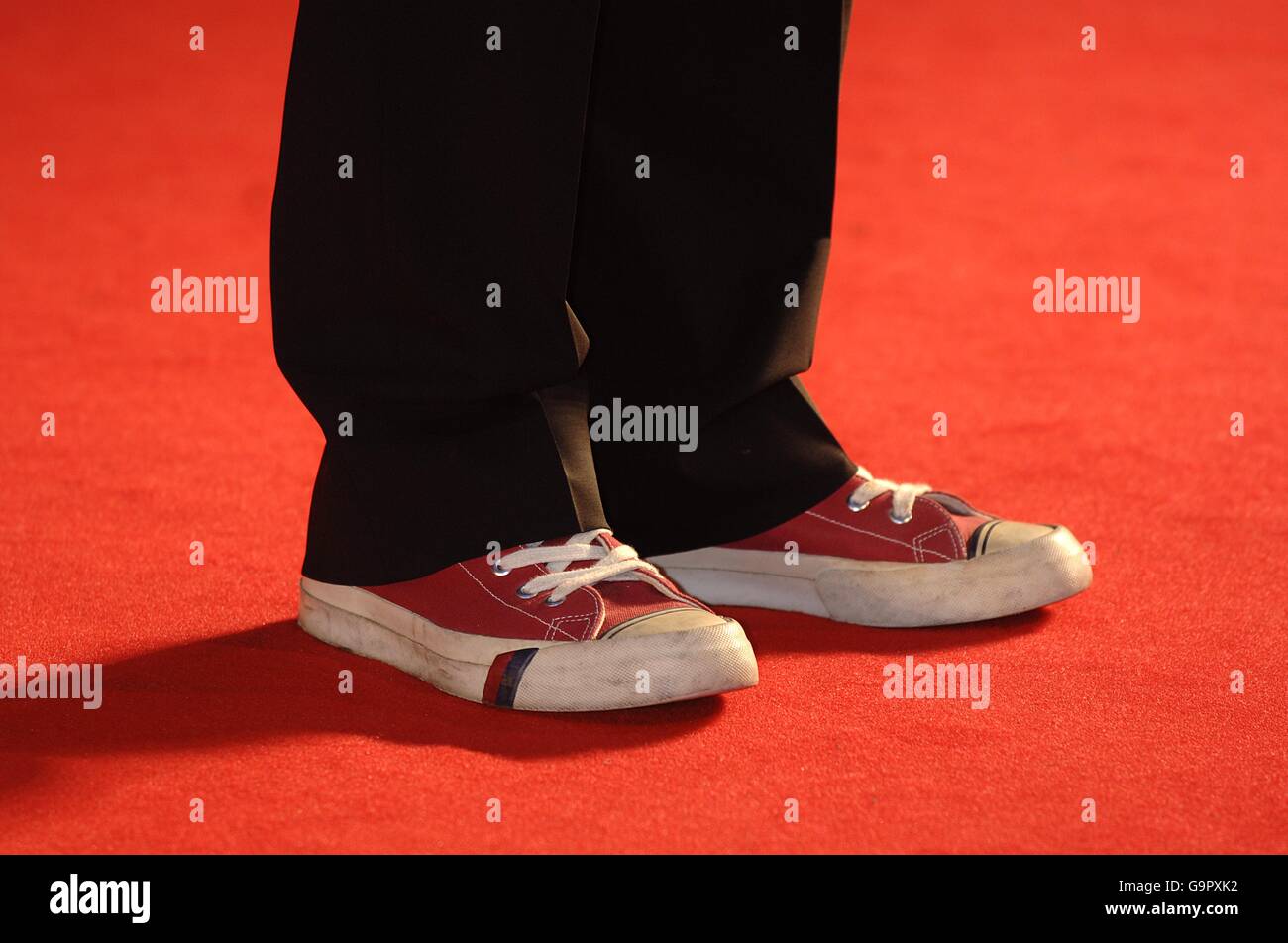 Stephen Frears unsual choice of footwear at the 2007 Orange British Academy Film Awards (BAFTAs) at the Royal Opera House in Covent Garden, central London. Stock Photo