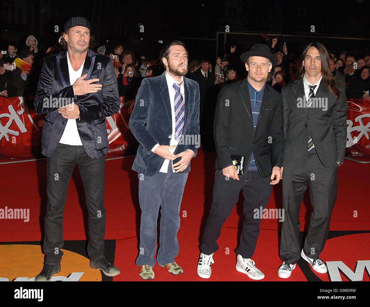 Red Hot Chili Peppers arrive for the Brit Awards 2007 at Earls Court  Exhibition Centre in central London Stock Photo - Alamy