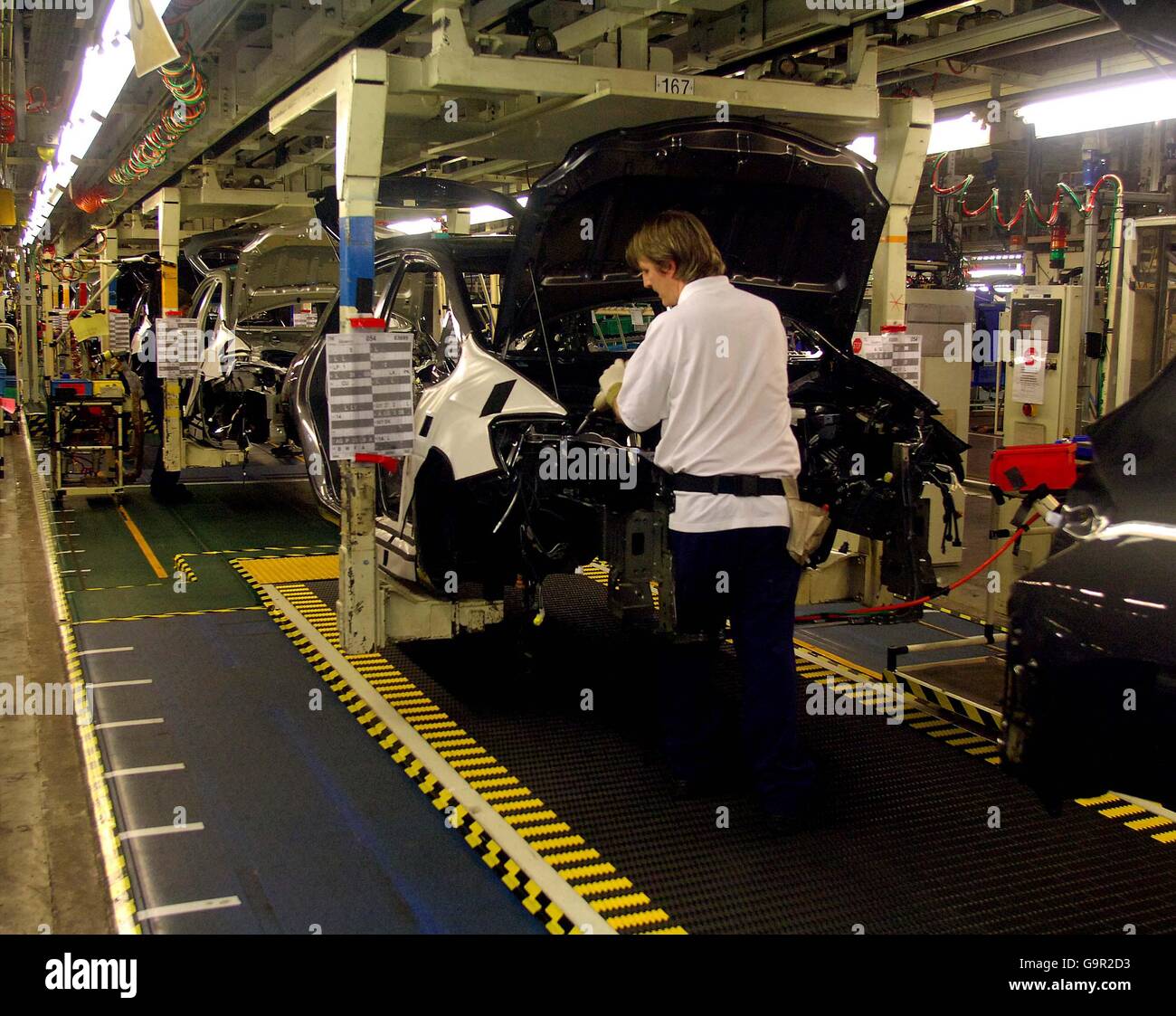 Assembly line of the new Toyota Auris at Toyota, Burnaston,, Derbyshire ...