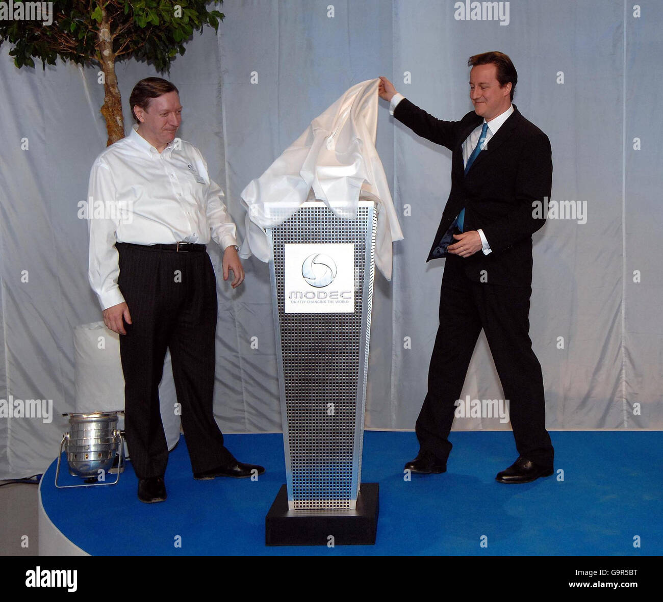 David Cameron visits new Modec factory Stock Photo - Alamy