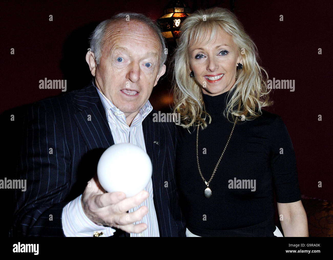debbie-mcgee-and-paul-daniels-hi-res-stock-photography-and-images-alamy