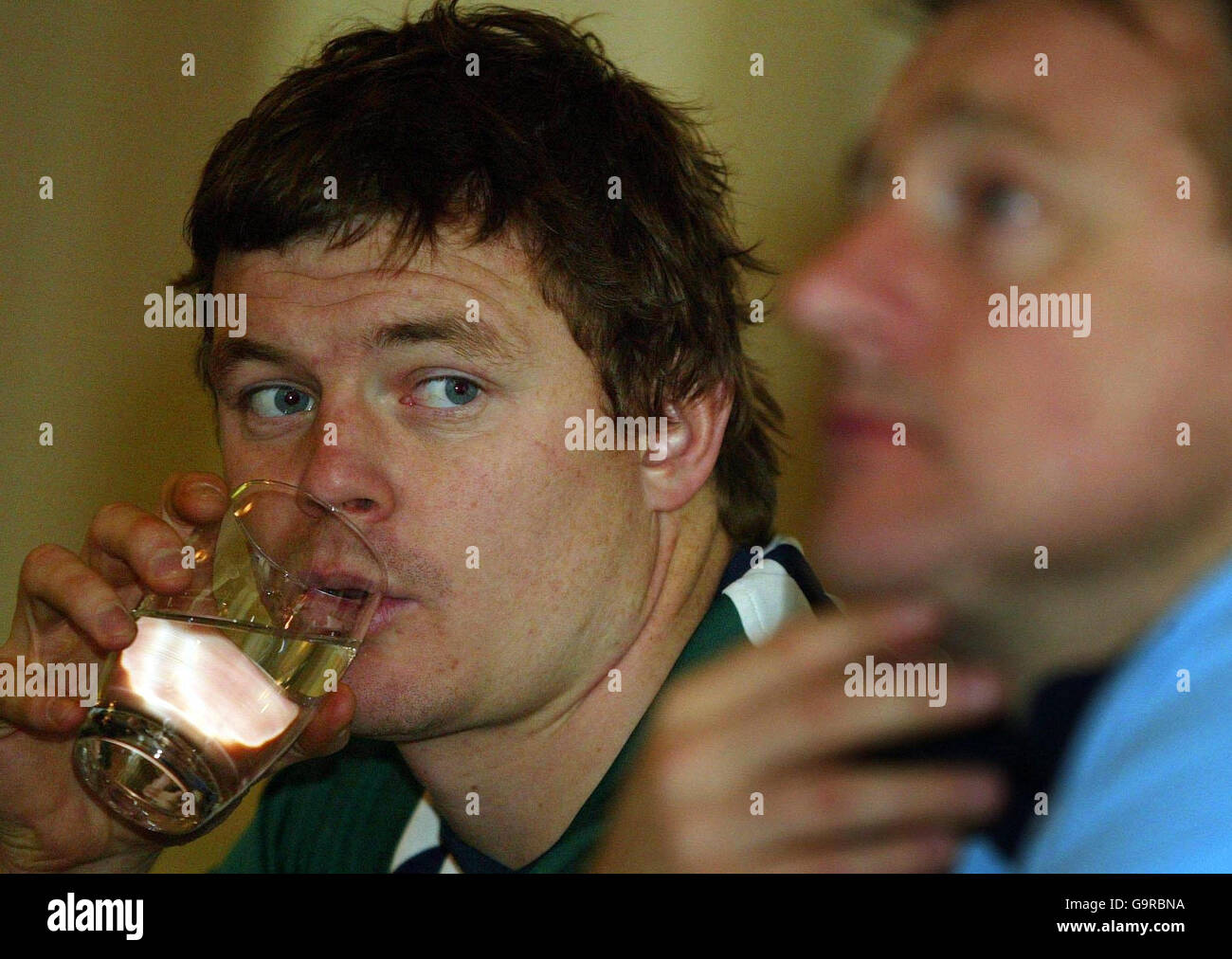 Rugby Union - Ireland press conference - The Balmoral Hotel. Ireland captain Brian O'Driscoll (left) with coach Eddie O'Sullivan during a press conference at the Balmoran Hotel, Edinburgh. Stock Photo