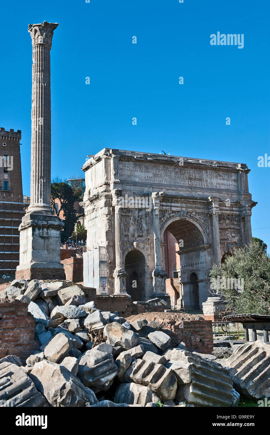 Arch of triumph of Septimius Severus, Forum Romanum, Rom, Italy / Roman Forum Stock Photo