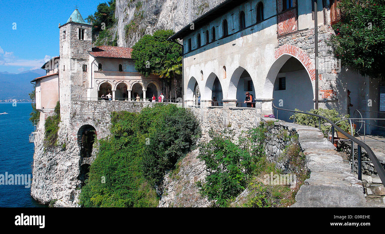 Hermitage of Santa Caterina del Sasso Ballaro, Roman Catholic monastery, colonnade, Lago Maggiore, Leggiuno, Province of Varese, Lombardy, Italy Stock Photo