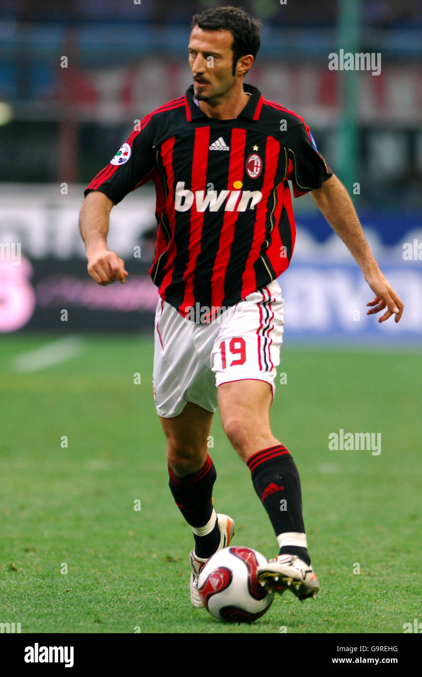 Soccer - Italian Serie A - AC Milan v Atalanta - Giuseppe Meazza. Giuseppe Favalli, AC Milan Stock Photo