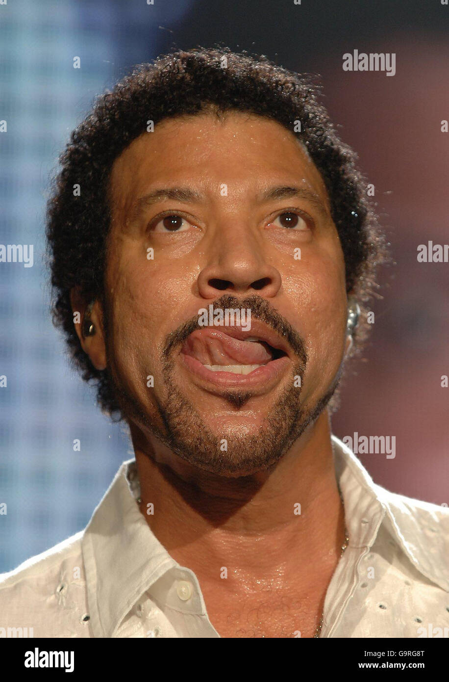 Lionel Richie Live at Wembley Arena London Stock Photo Alamy
