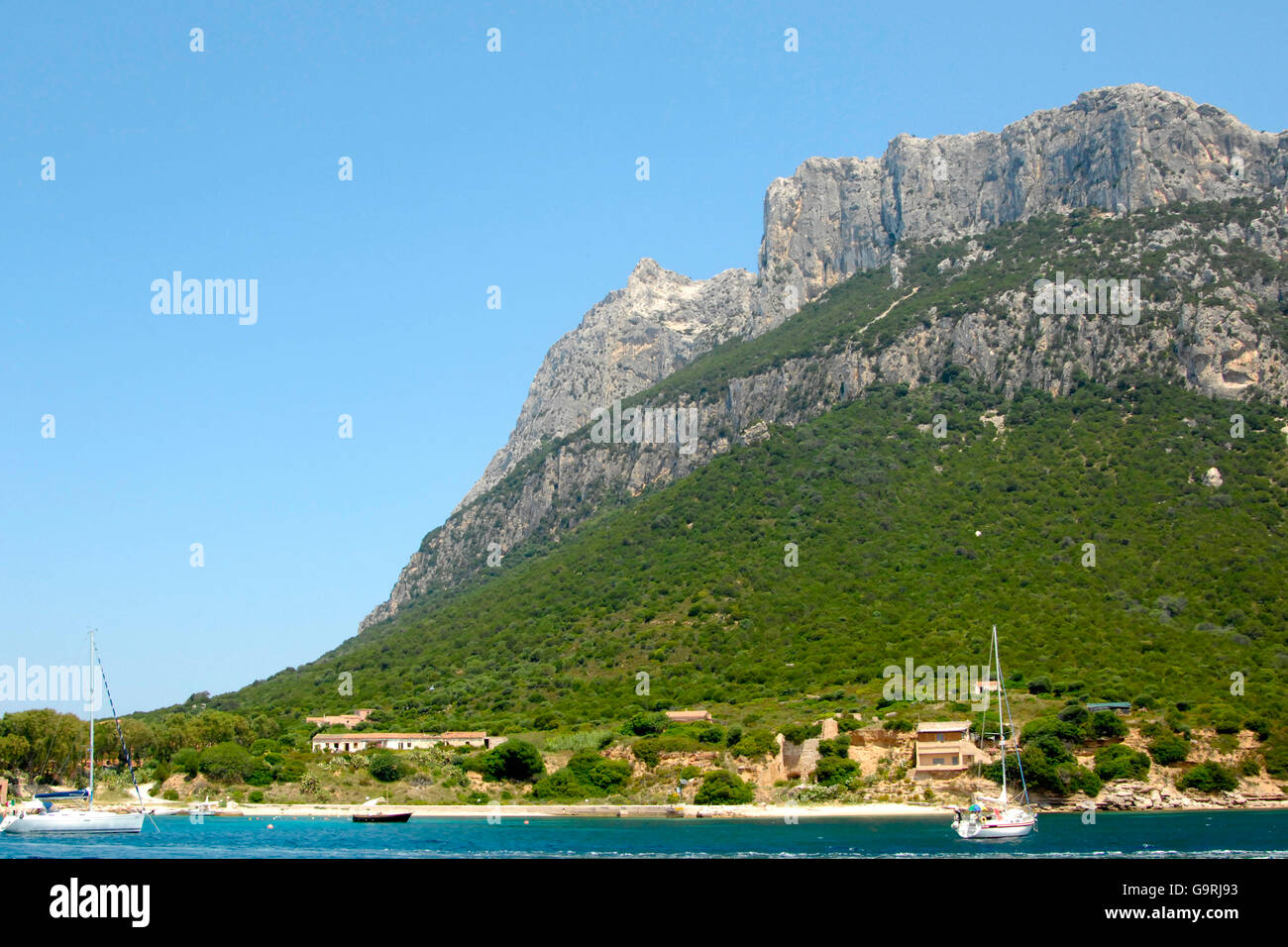 Tavolara - the smallest island kingdom Tavolara - the smallest island kingdom