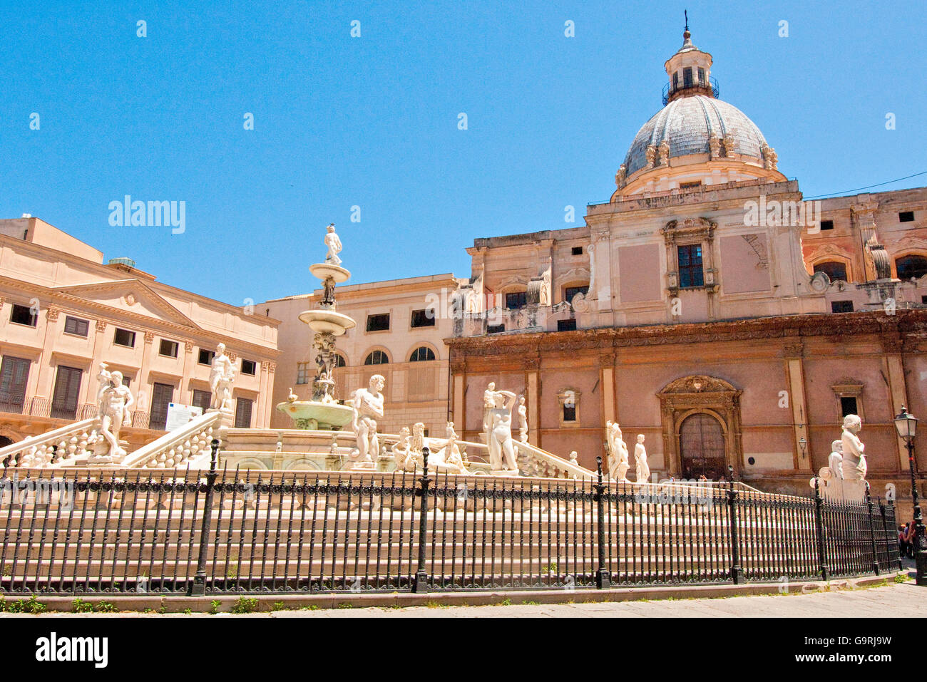Curch Santa Caterina and Piazza Pretoria Piazza della vergogna, Palermo, Sicily, Italy, Europe / Palermo Stock Photo