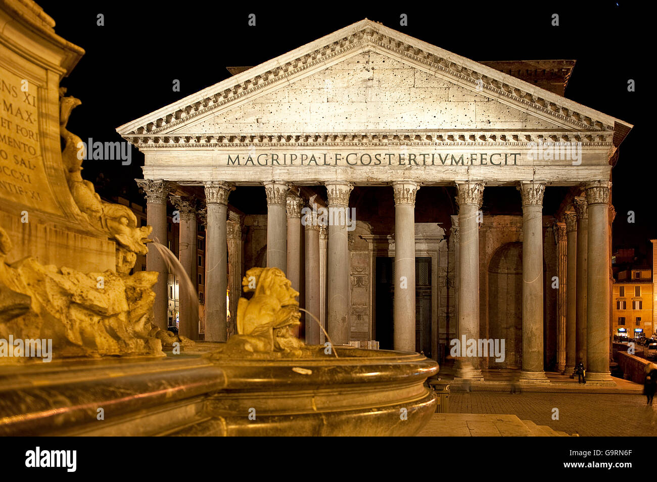 Pantheon, ancient temple, church, night view, Rome, Lazio, Italy Stock Photo