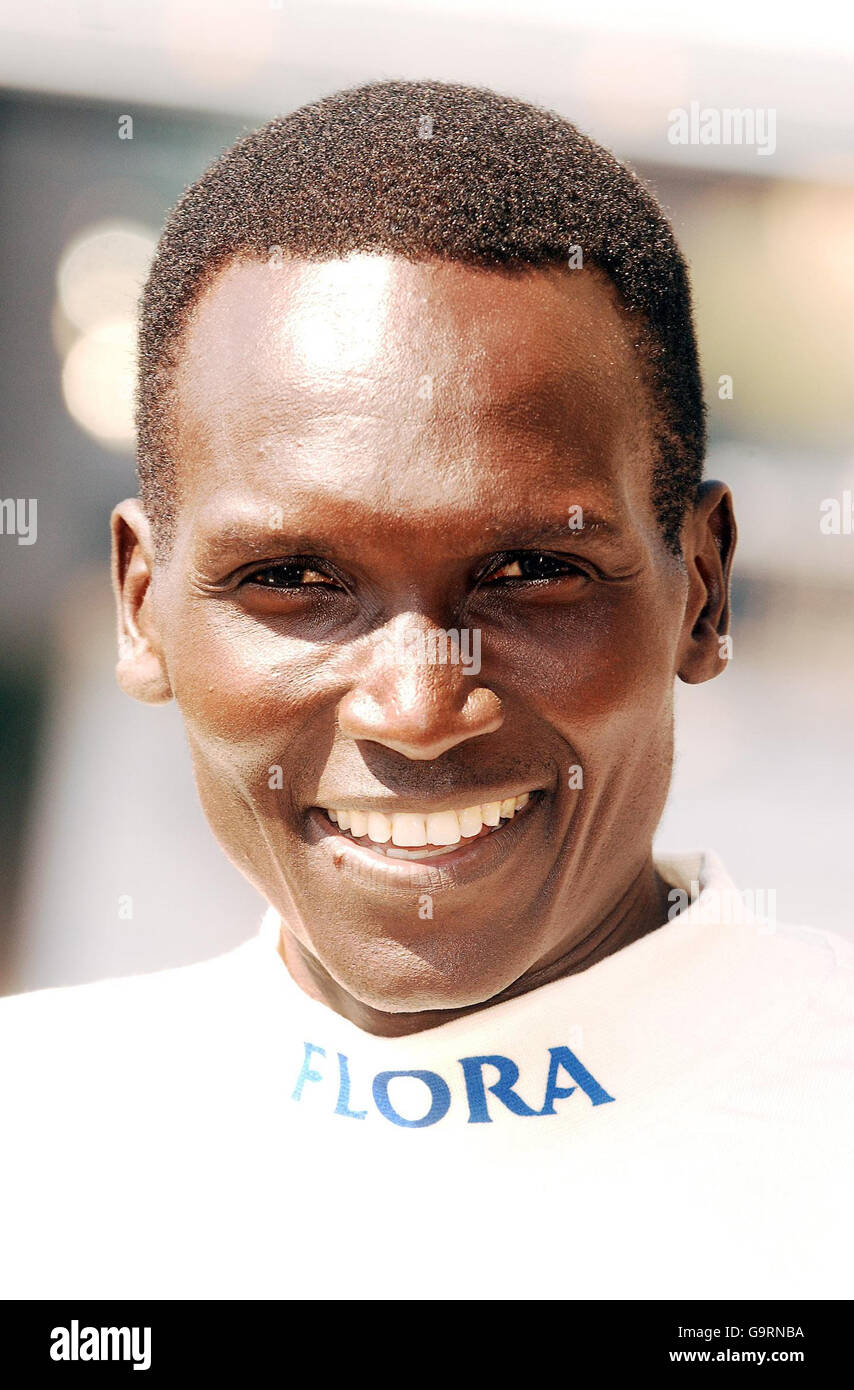 Paul Tergat High Resolution Stock Photography Images - Alamy