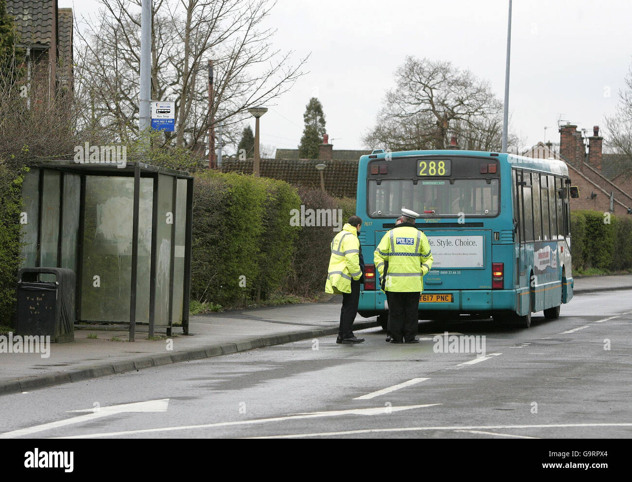 Bus kills two in Knutsford. Police inspect a bus that struck and killed two women on Mobberley Road, Knutsford, Cheshire. Stock Photo