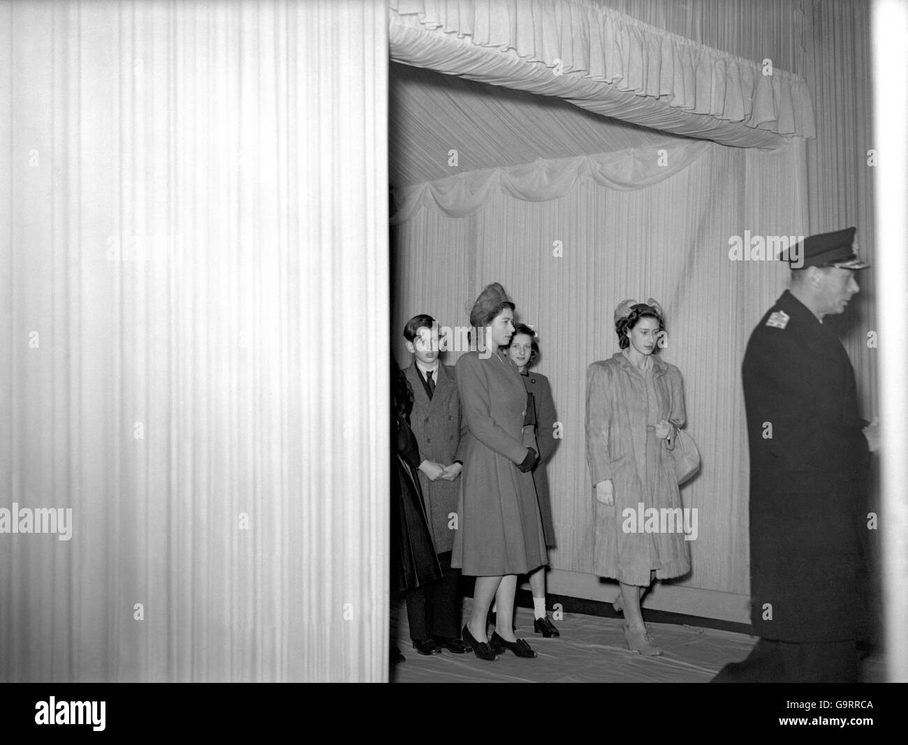 Leaving the Abbey after a rehearsal are Princess Elizabeth, Princess Margaret (right) the Duke of Kent and Princess Alexandra of Kent Stock Photo