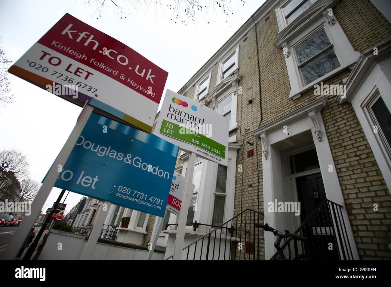 Fulham london houses hires stock photography and images Alamy