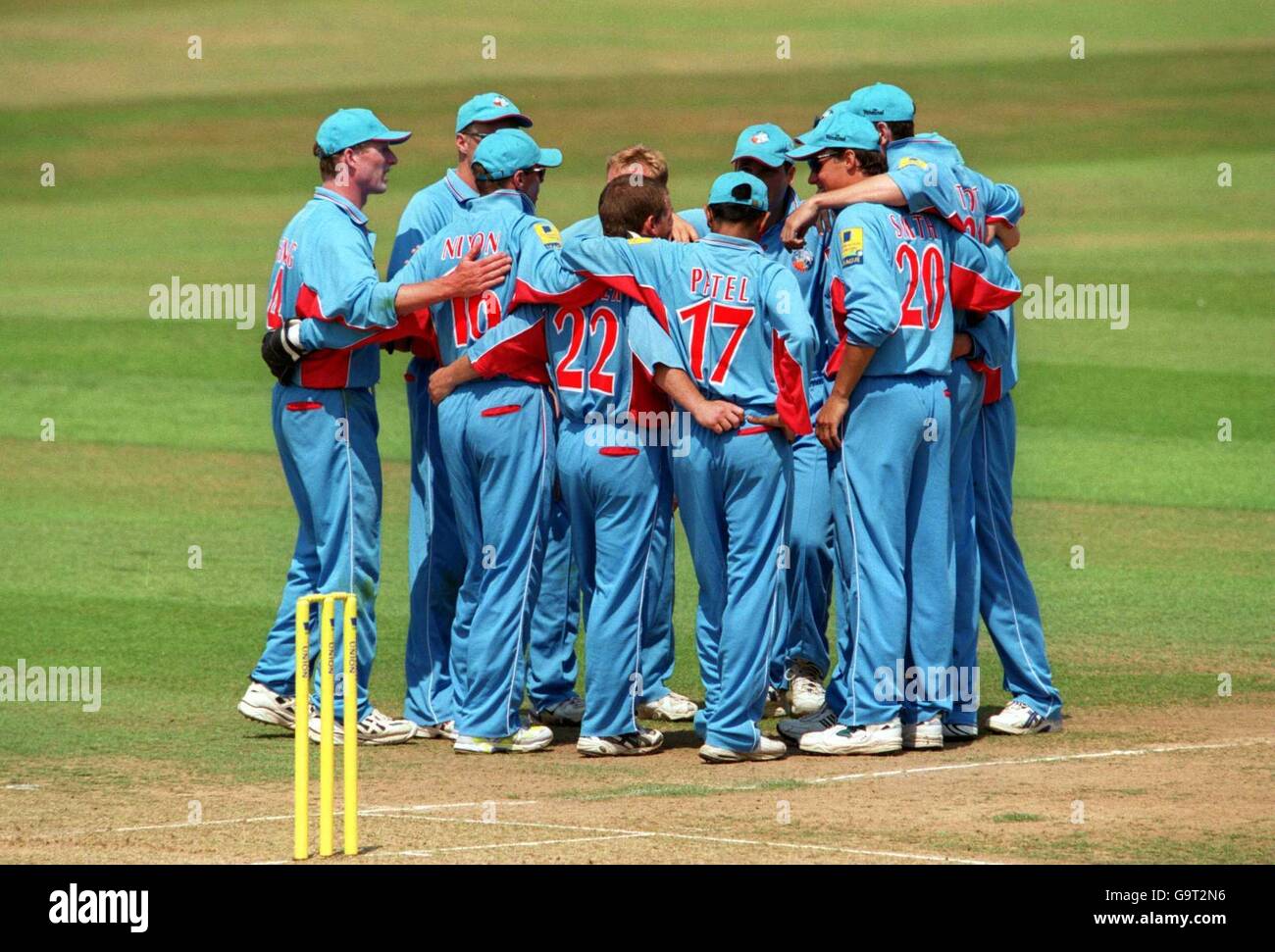 Kent Spitfires celebrate the wicket of Surrey Lions' Nadeem Shahid Stock Photo