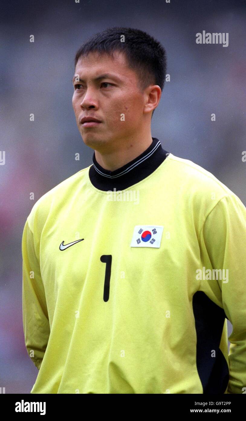 Soccer - FIFA Confederations Cup - Group A - France v Korea Republic. Jae Woon Lee, Korea Republic Stock Photo