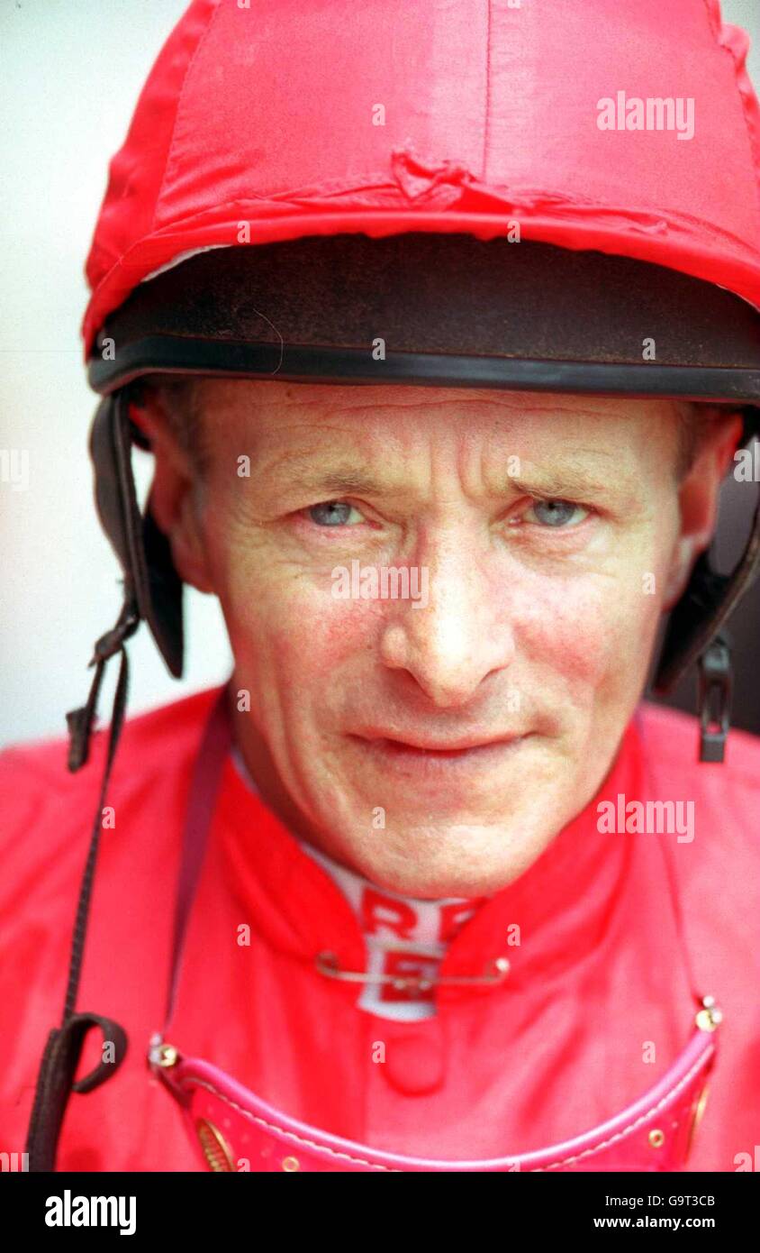 Horse Racing - May Meeting - Chester Stock Photo - Alamy
