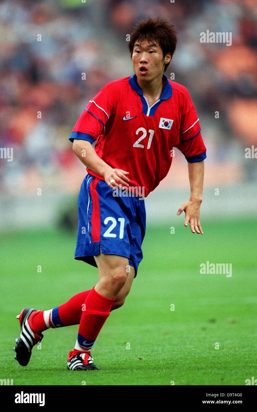 Ji sung park hi-res stock photography and images - Alamy