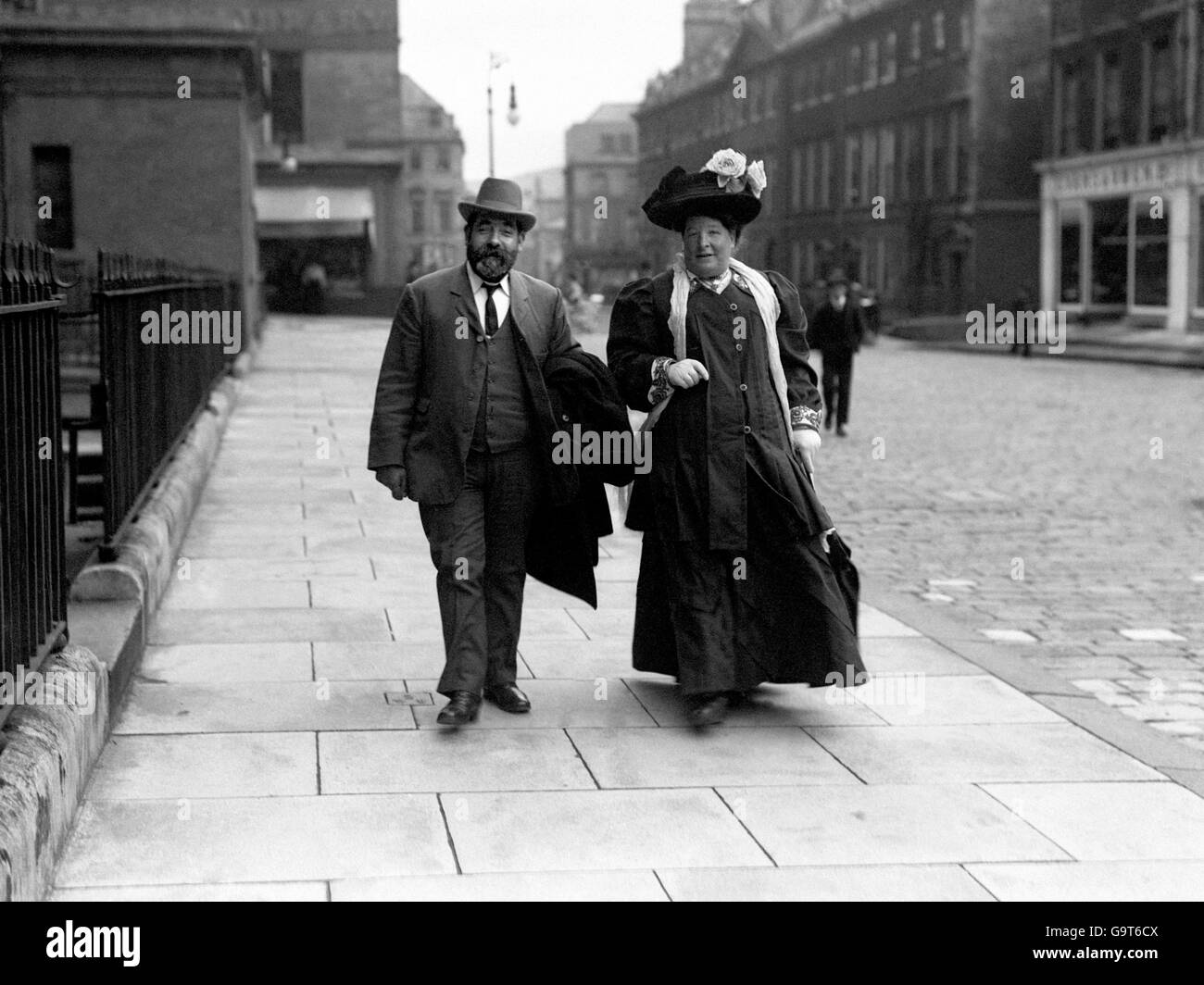 The noted trades unionist, member of the Fabian Society and Labour Mayor for Poplar, East London Mr Will Crooks, seen here with his wife,Elizabeth in Poplar in 1900. Stock Photo