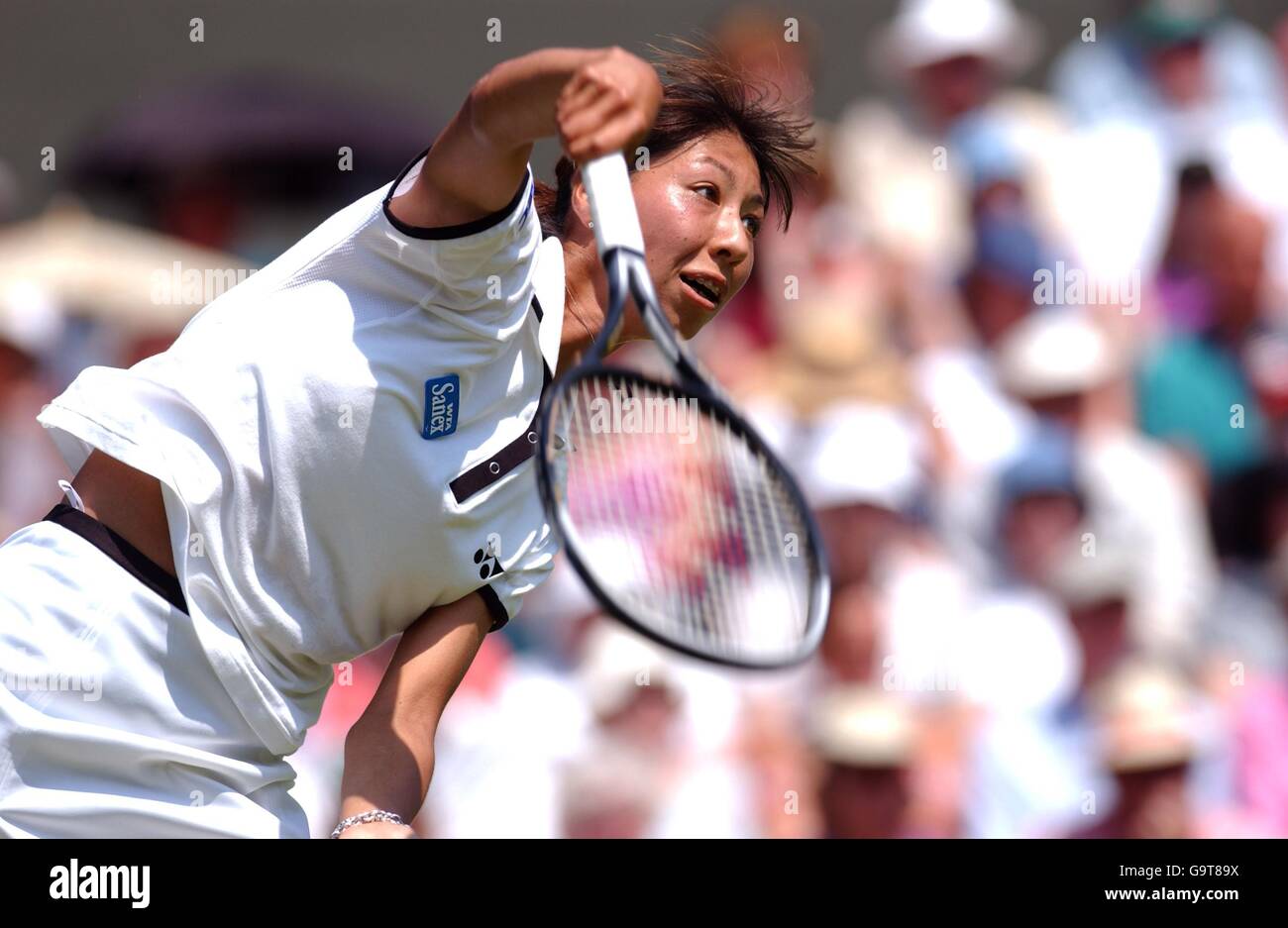 Tennis - Wimbledon Championships - First Round. Shinobu Asagoe in action against Venus Williams. Stock Photo
