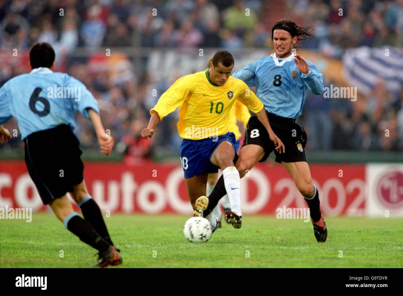 Soccer World Cup 2002 Qualifier South American Section Uruguay Stock Photo Alamy