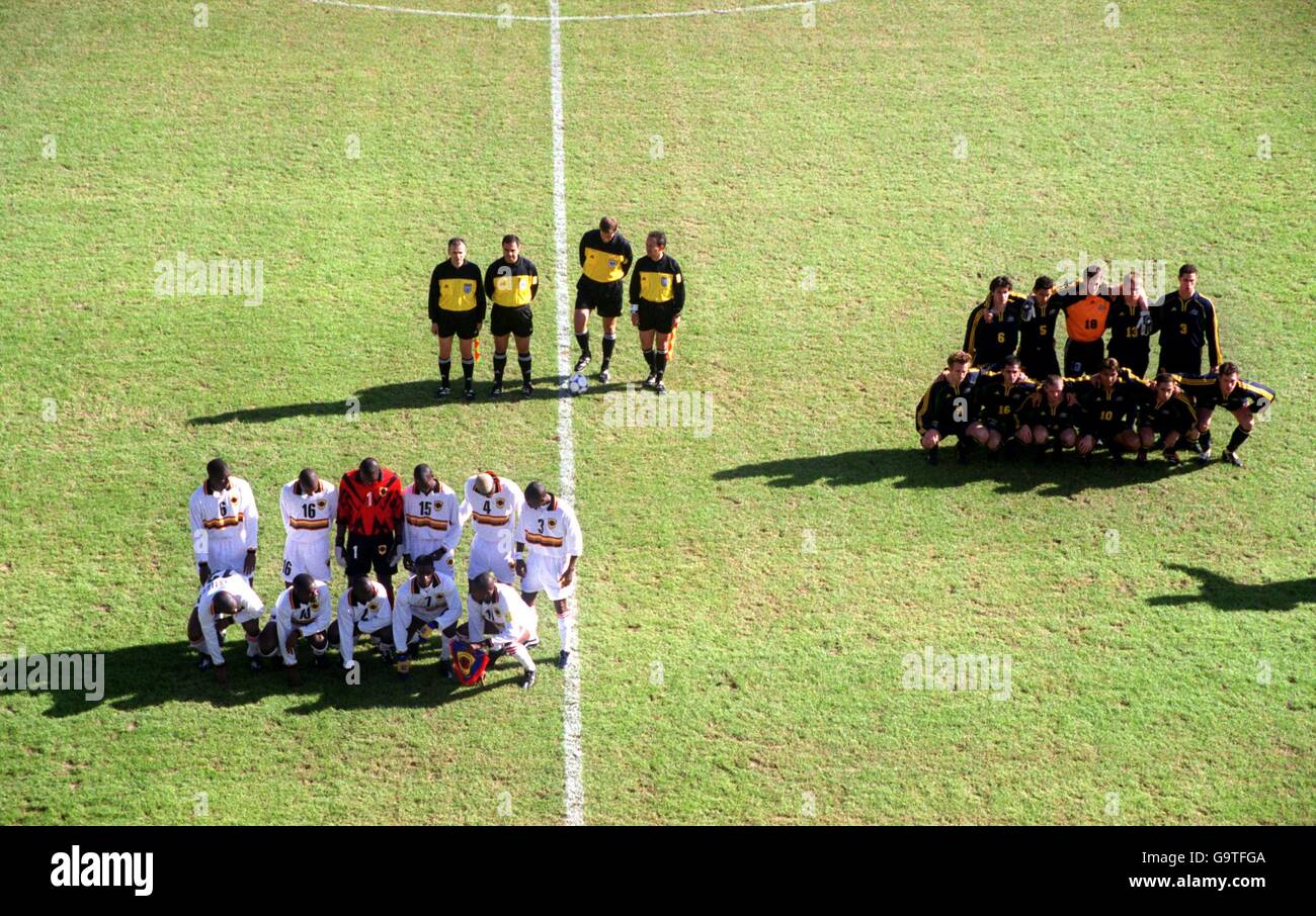 Soccer - FIFA World Youth Championship - Group D - Angola v Australia. The two teams pose for team groups before the game Stock Photo